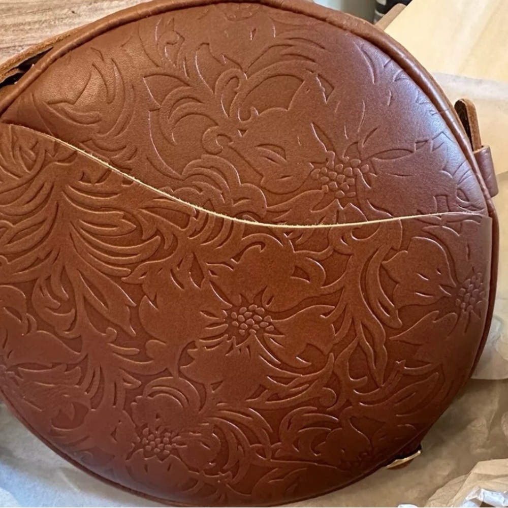 Portland Leather Goods large circle crossbody- Color Meadow